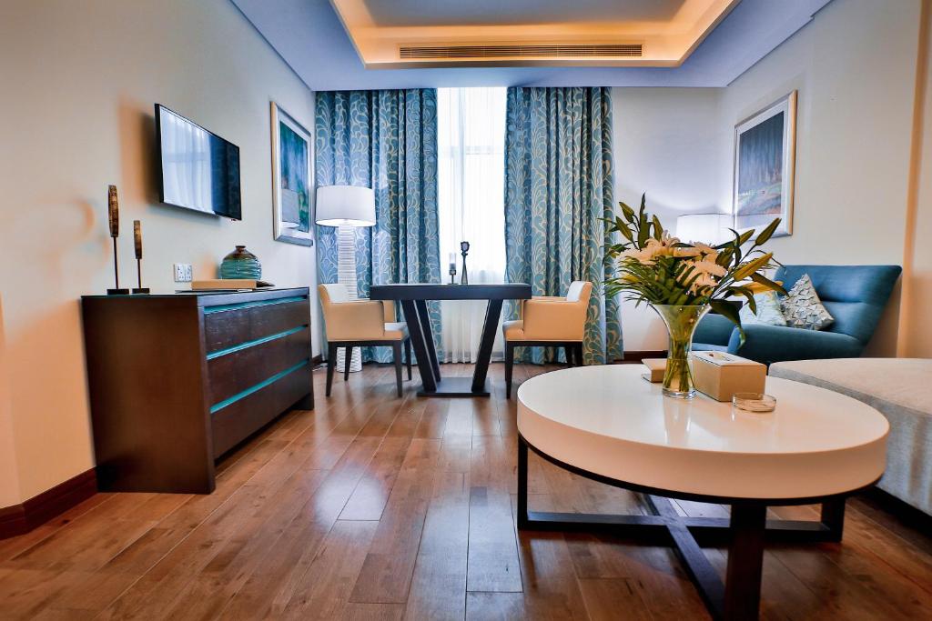 Premium Suite