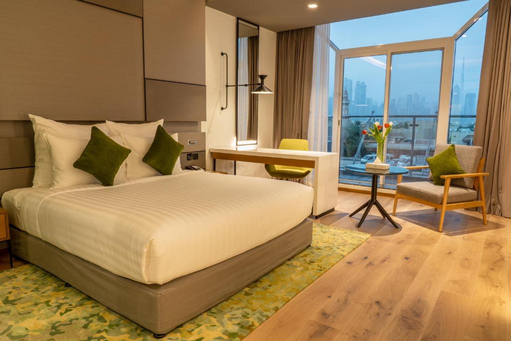 Courtyard Suite