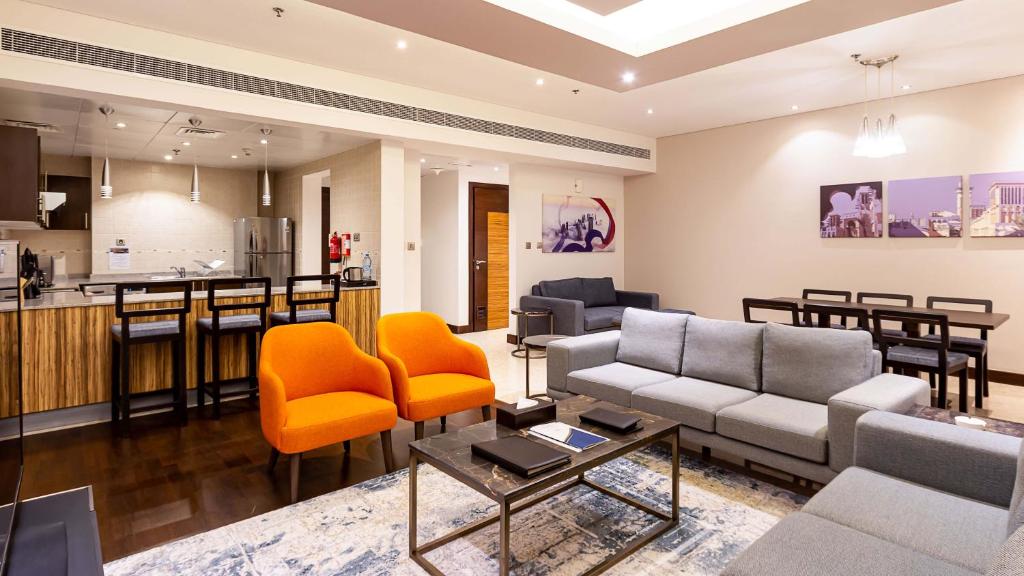 2 Bedroom Deluxe Apartment
