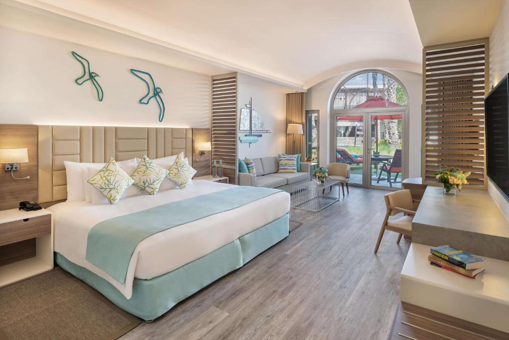 Junior Suite Premium Garden Terrace