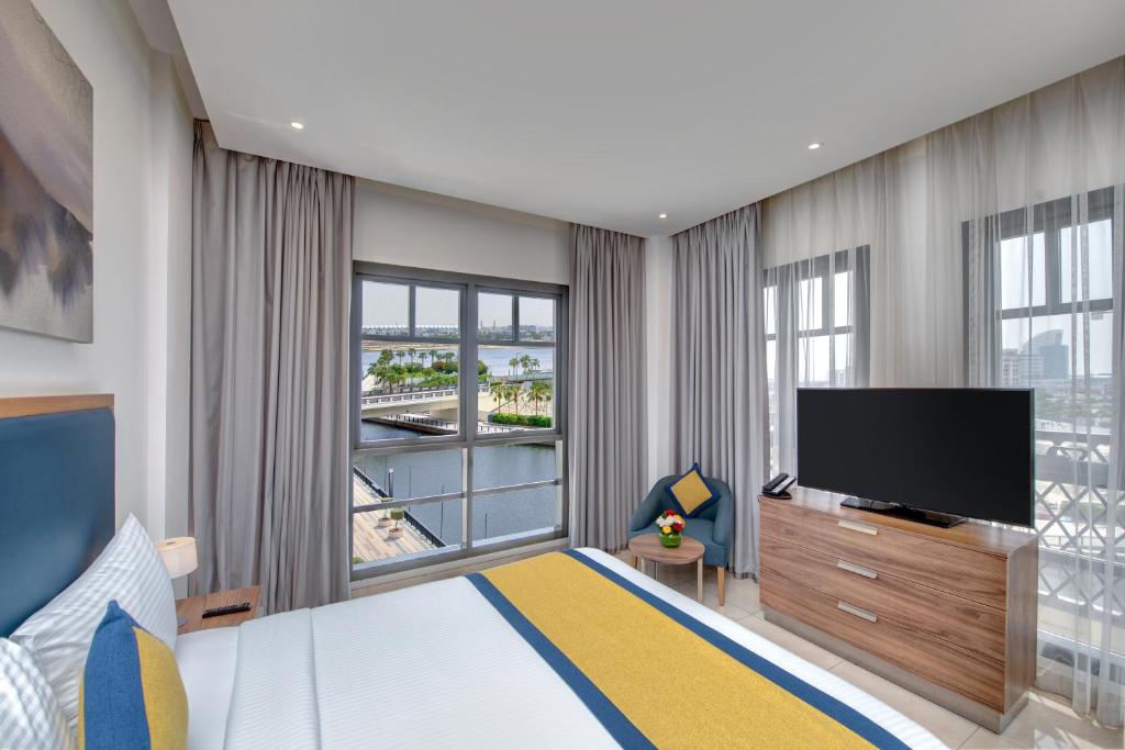 1 Bedroom Creek View