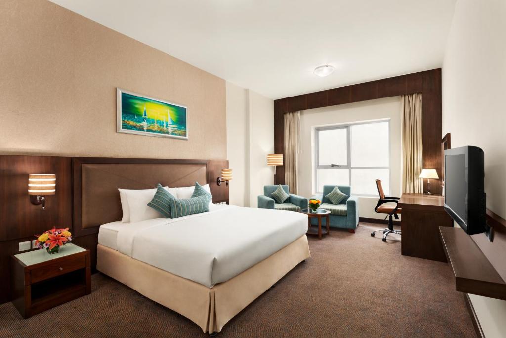 King Superior Room