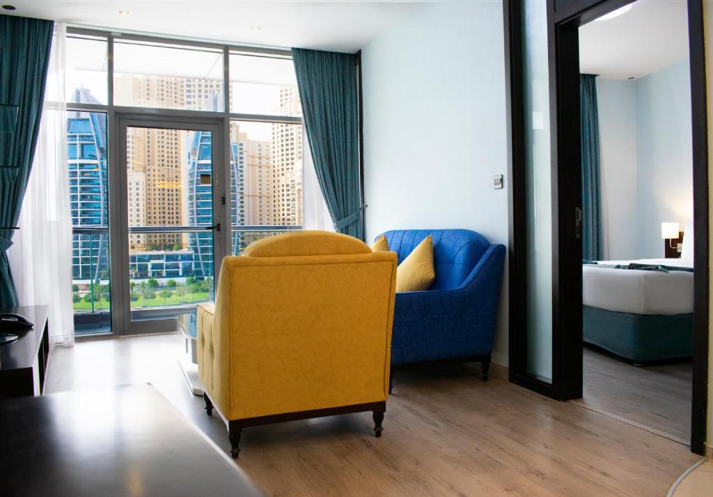 1 Bedroom Apartment City View