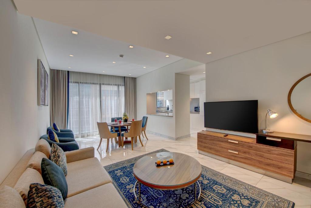 Deluxe One Bedroom King