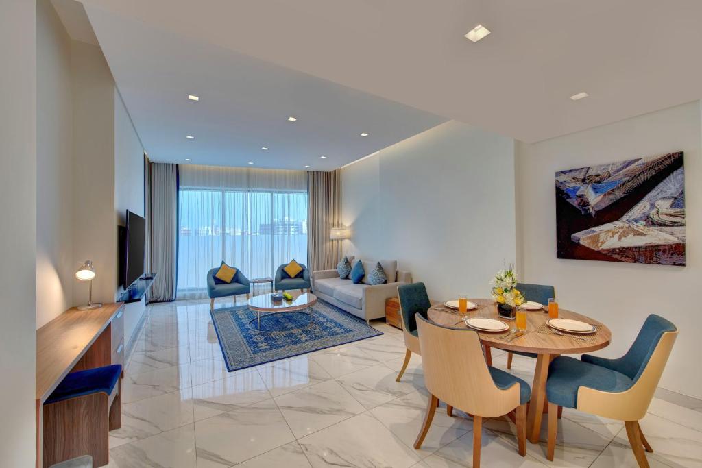 Standard Two Bedroom King