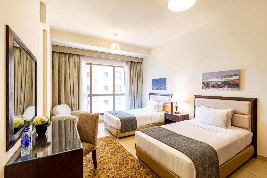 3 Bedroom Apartment City View