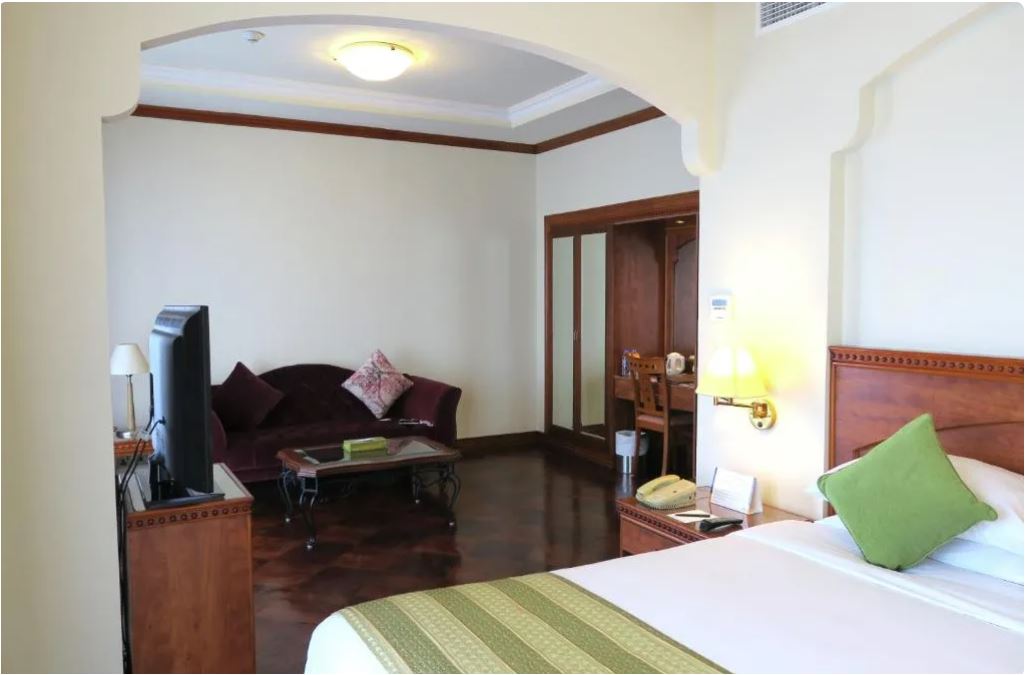 Executive Creek View Room