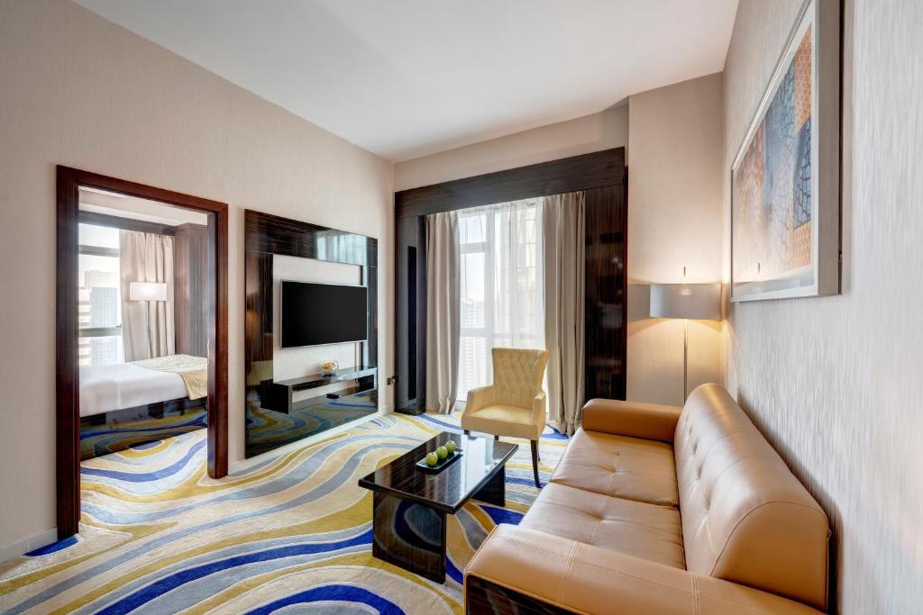 1 Bedroom Deluxe Suite